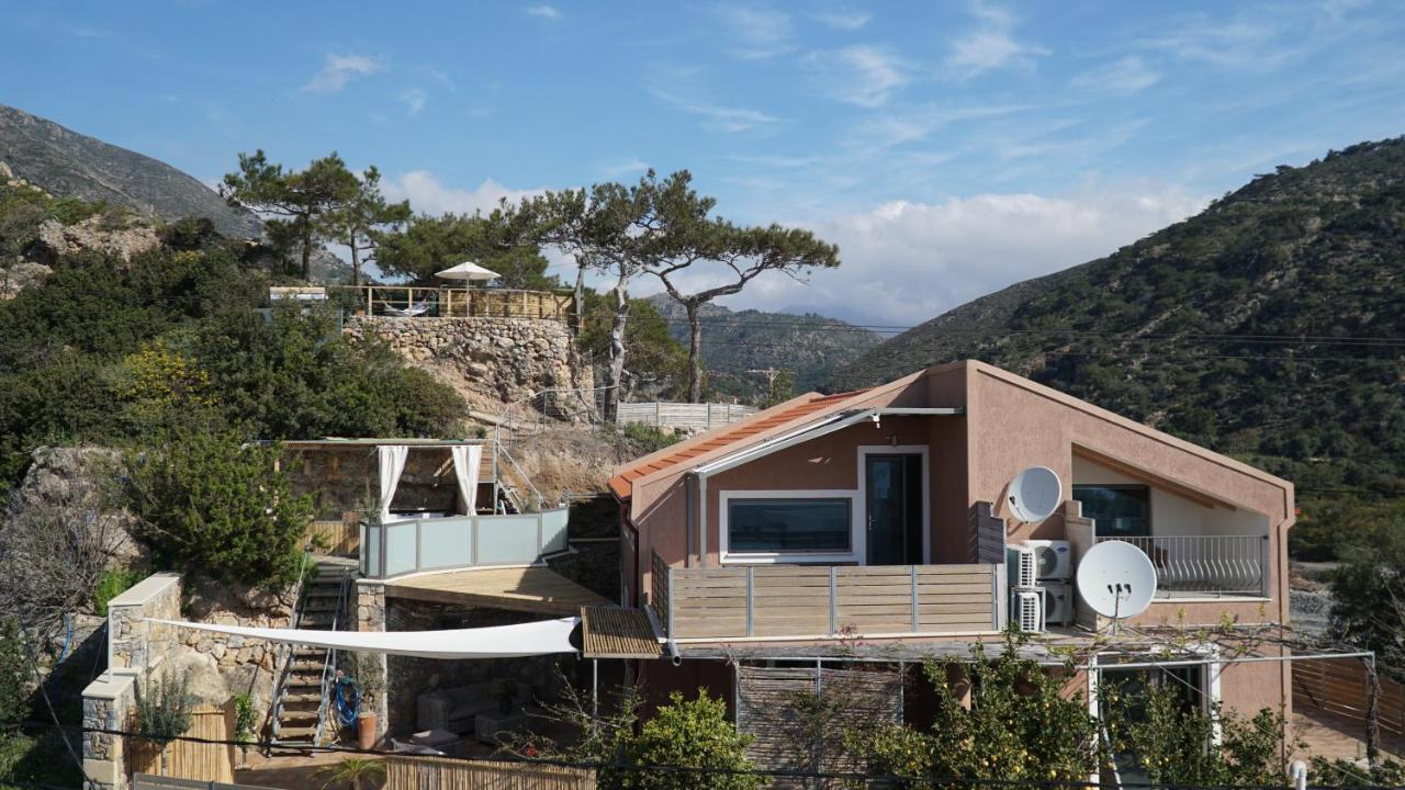 Vila Arhondiko Luxury House Soúgia Exteriér fotografie