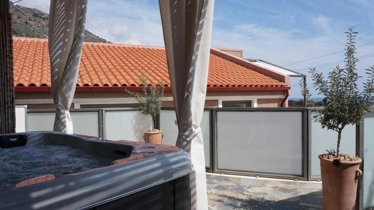 Vila Arhondiko Luxury House Soúgia Exteriér fotografie